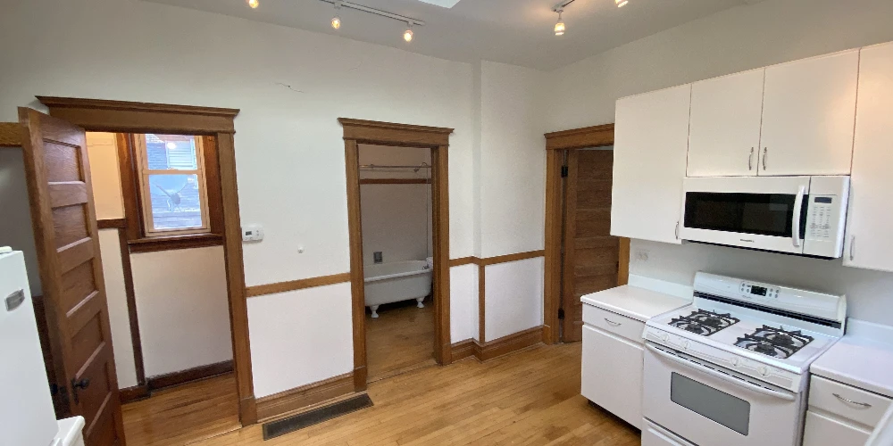 2439 N Seminary - 3-Unit Multi-Family Investment Opportunity in Lincoln Park