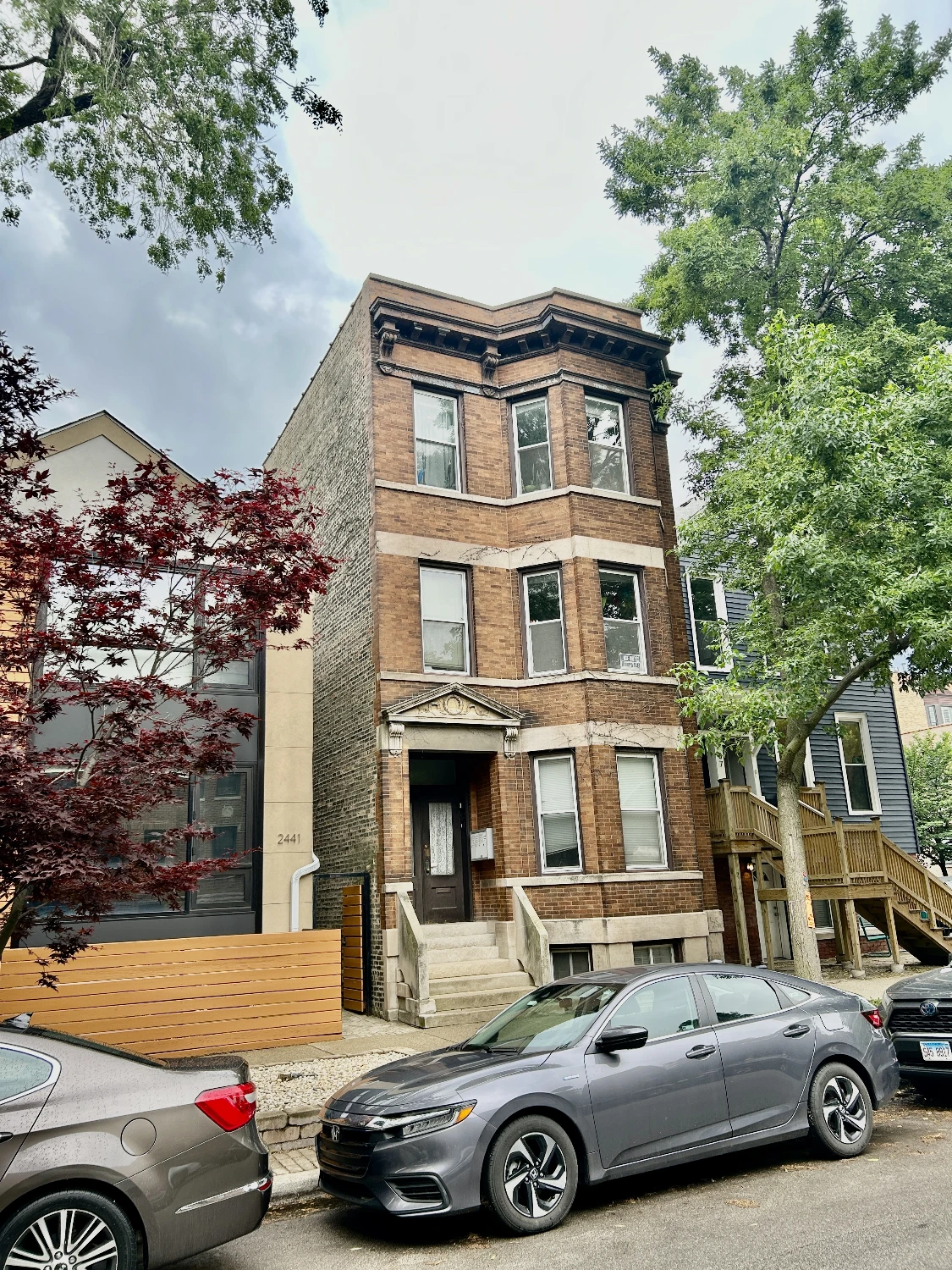 2439 N Seminary - 3-Unit Multi-Family Investment Opportunity in Lincoln Park