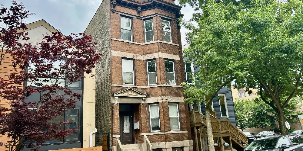 2439 N Seminary - 3-Unit Multi-Family Investment Opportunity in Lincoln Park