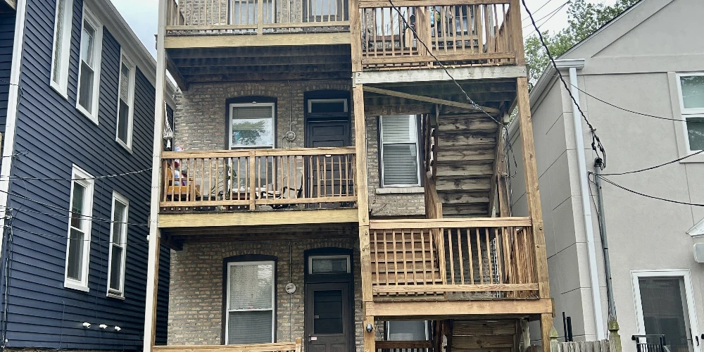 2439 N Seminary - 3-Unit Multi-Family Investment Opportunity in Lincoln Park