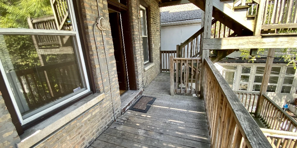 2439 N Seminary - 3-Unit Multi-Family Investment Opportunity in Lincoln Park