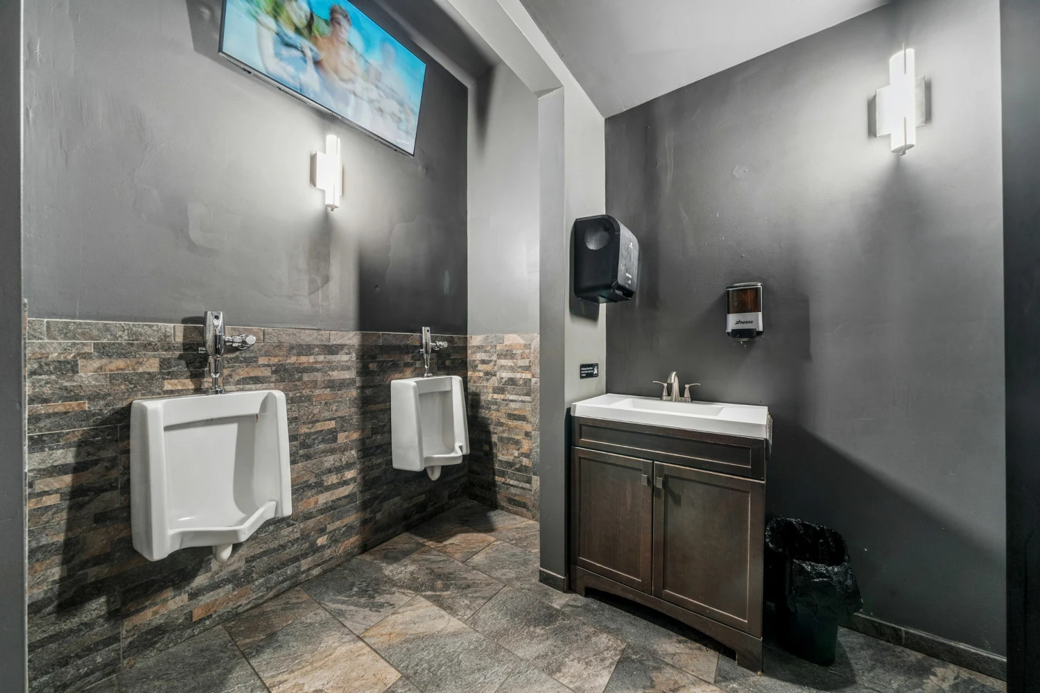 534 S Main St, Greensburg, PA for sale