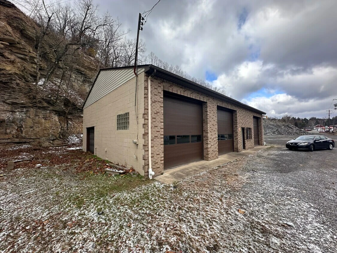1235 Evergreen Road, Pittsburgh, PA for sale