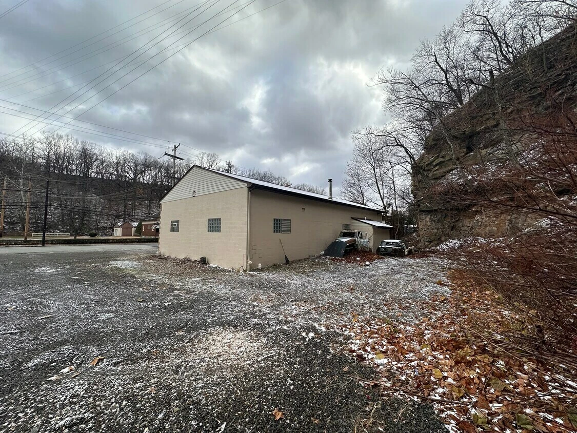 1235 Evergreen Road, Pittsburgh, PA for sale