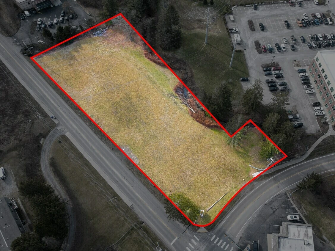 215 Northgate Dr, Warrendale, PA for sale