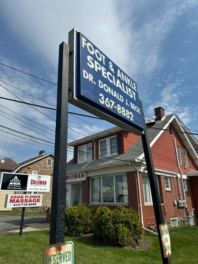 978 Perry Hwy, Pittsburgh, PA for sale