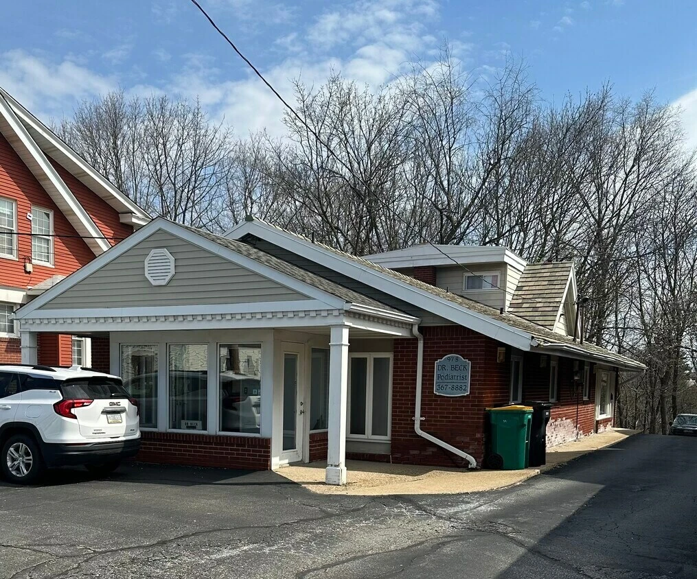 978 Perry Hwy, Pittsburgh, PA for sale