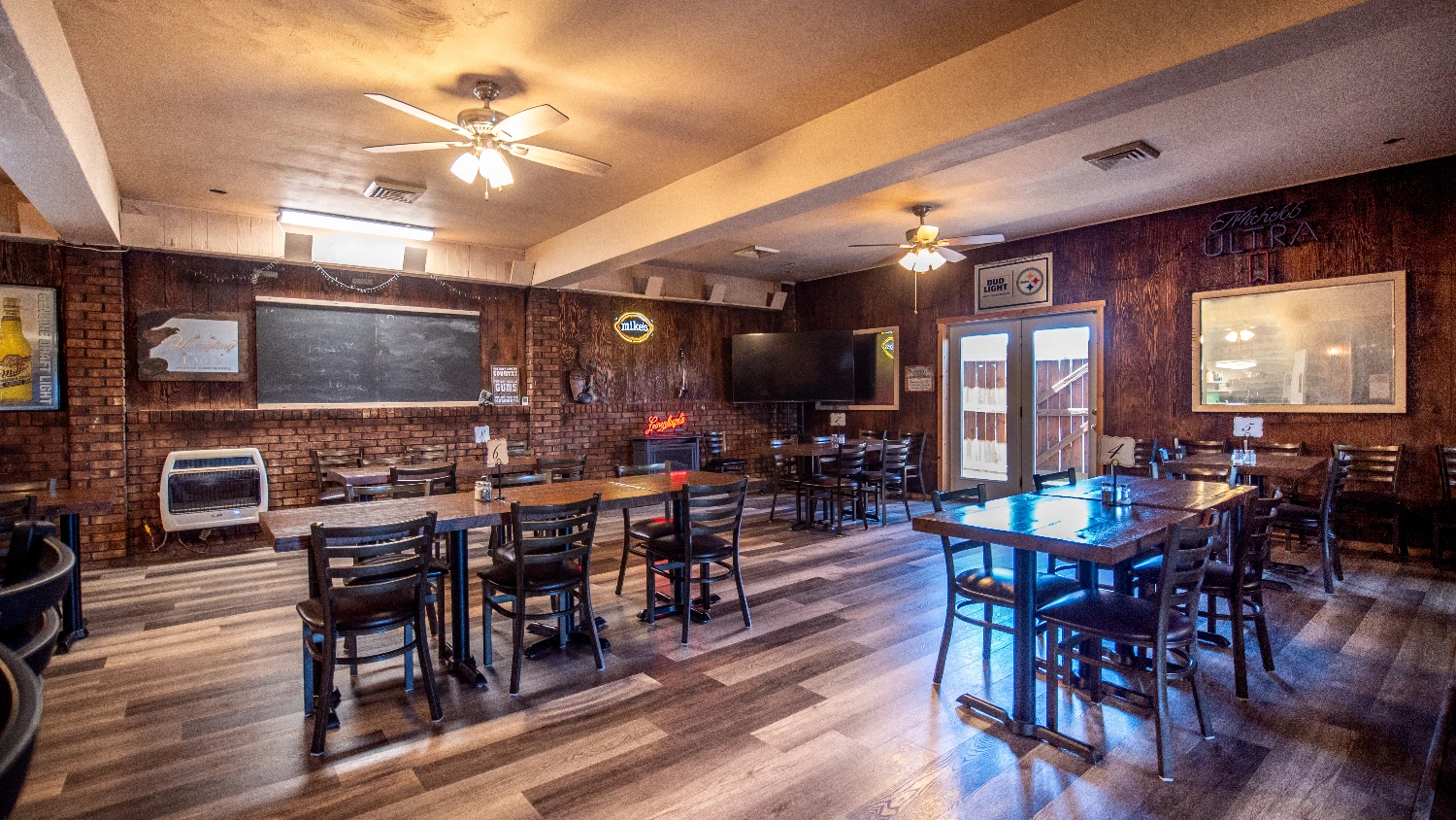 Blue Collar Tavern