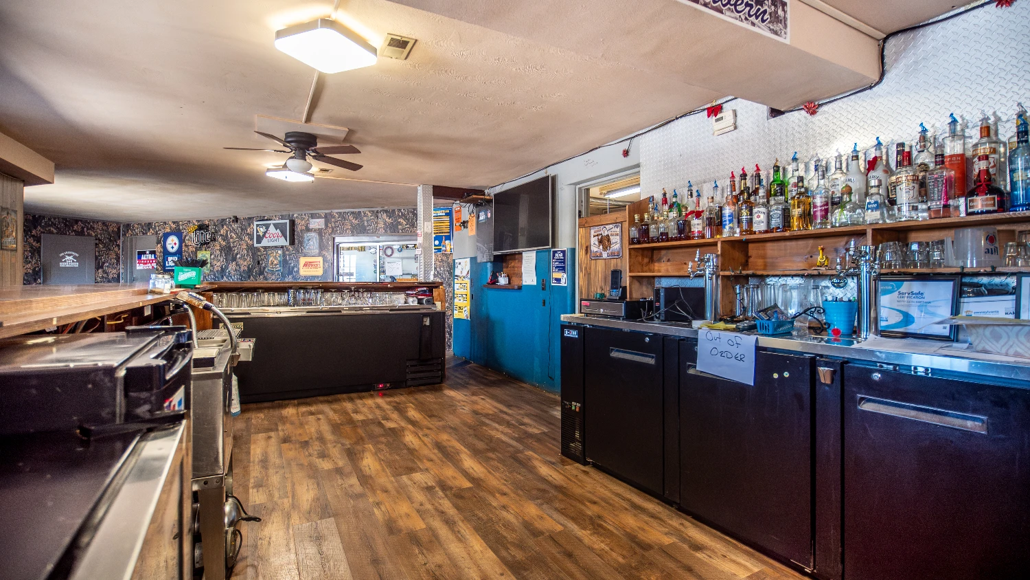 Blue Collar Tavern