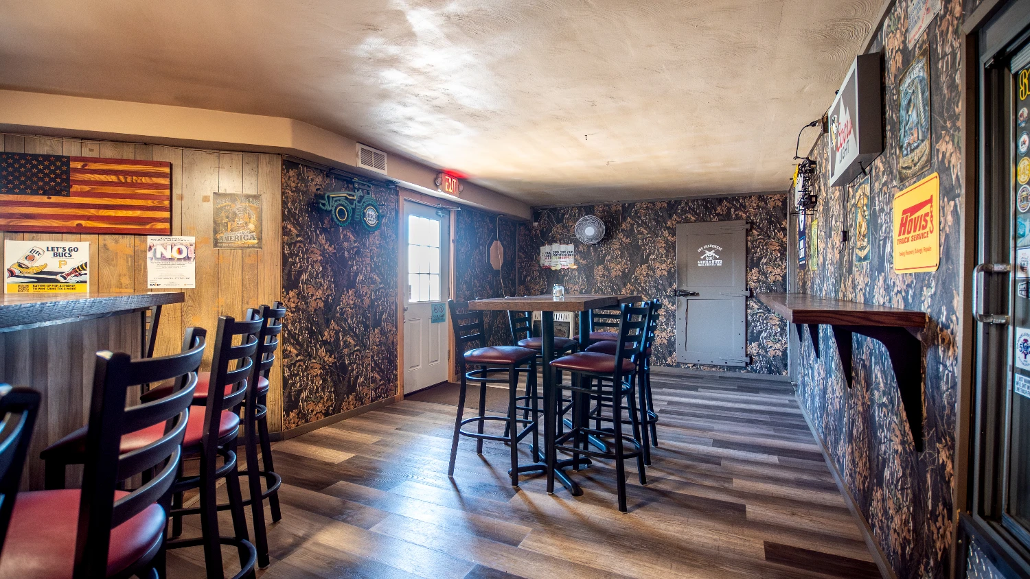 Blue Collar Tavern