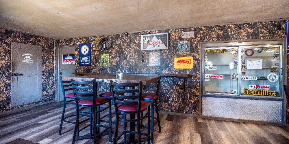 Blue Collar Tavern