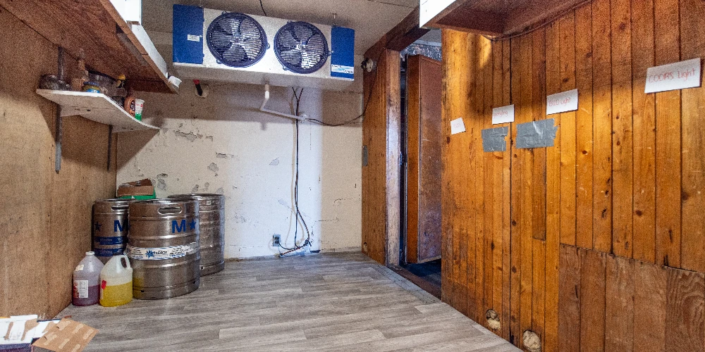 Blue Collar Tavern