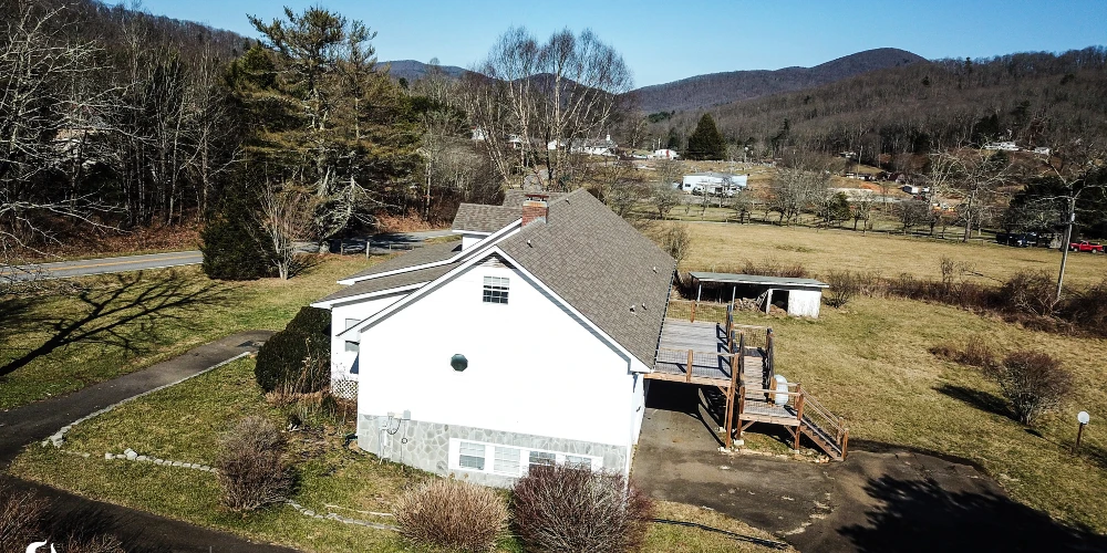 Former Personal Care Facility with Conversion Potential | ±12,037 SF