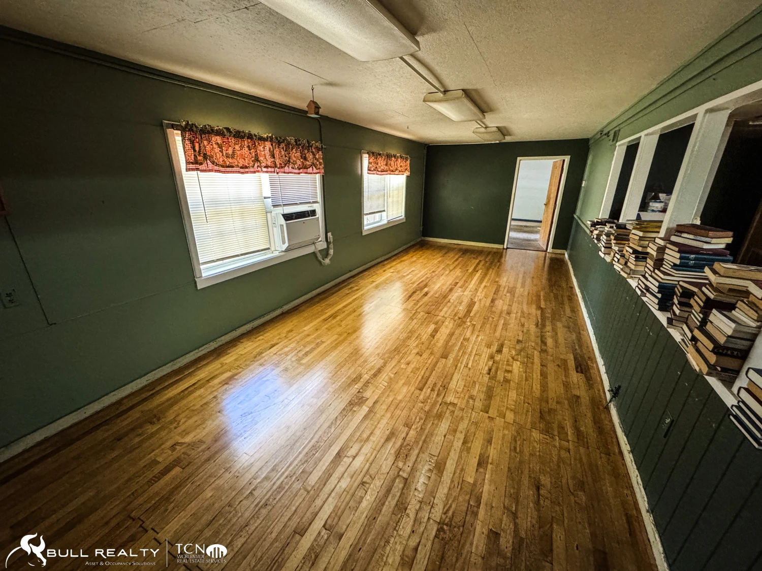 Former Personal Care Facility with Conversion Potential | ±12,037 SF