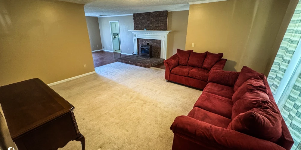 Former Personal Care Facility with Conversion Potential | ±12,037 SF