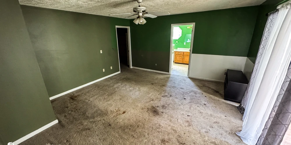Former Personal Care Facility with Conversion Potential | ±12,037 SF