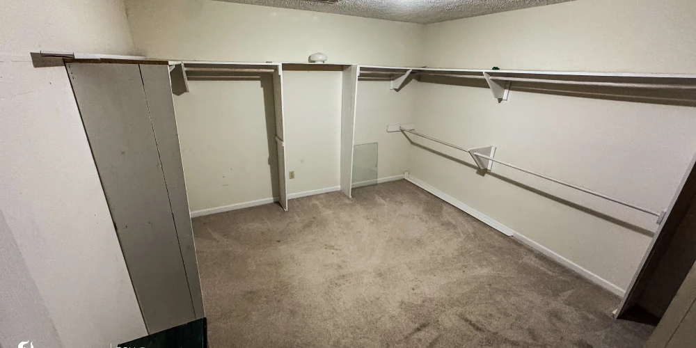 Former Personal Care Facility with Conversion Potential | ±12,037 SF