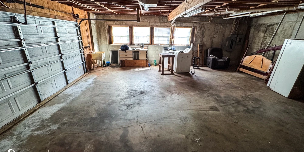 Former Personal Care Facility with Conversion Potential | ±12,037 SF