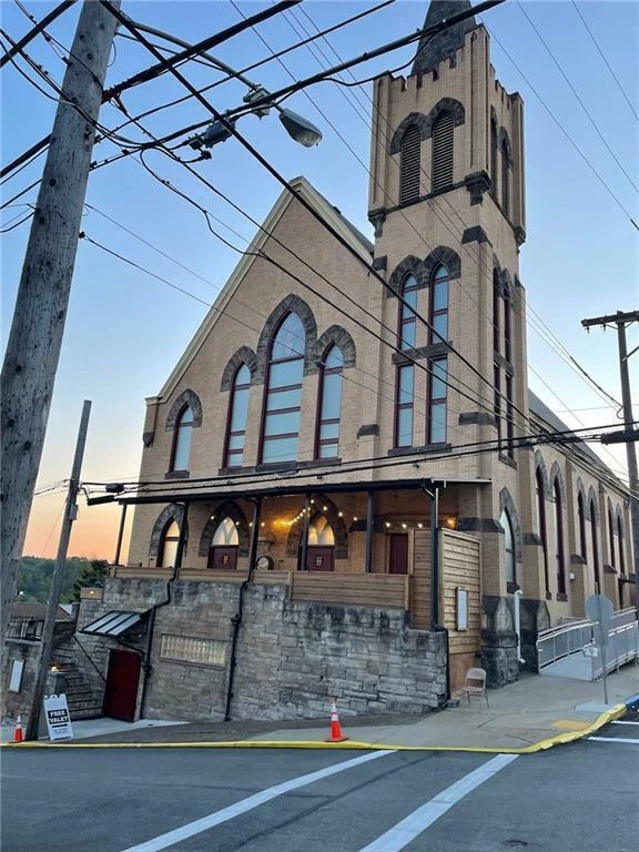211 Kenmawr Ave, Braddock, PA for sale
