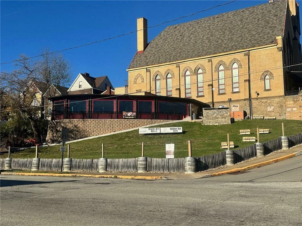 211 Kenmawr Ave, Braddock, PA for sale