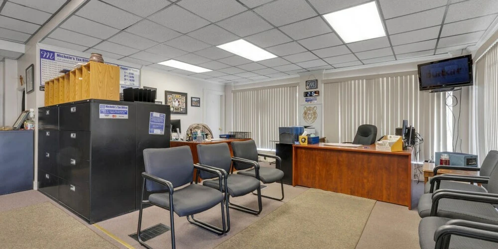 3410 4th Ave, Beaver Falls, PA for sale