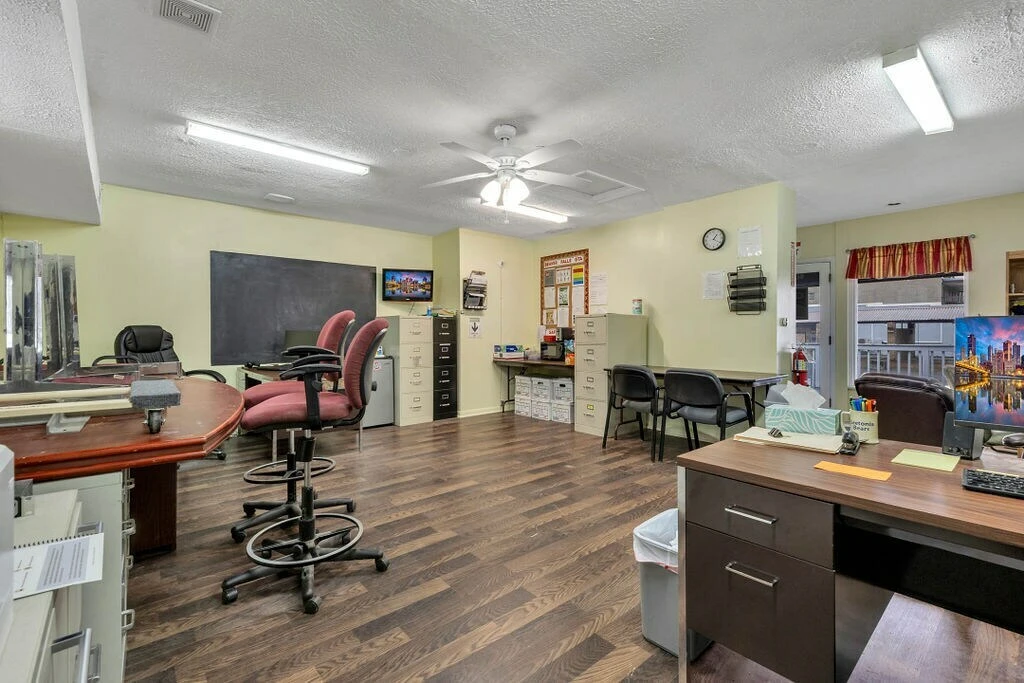 3410 4th Ave, Beaver Falls, PA for sale