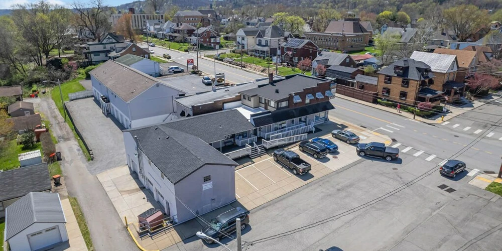 3410 4th Ave, Beaver Falls, PA for sale