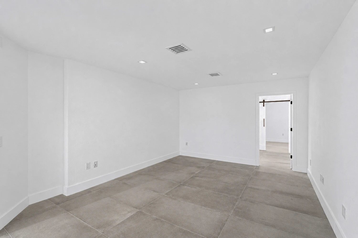2878 South Osceola Avenue, Unit 5E, Orlando, FL for sale