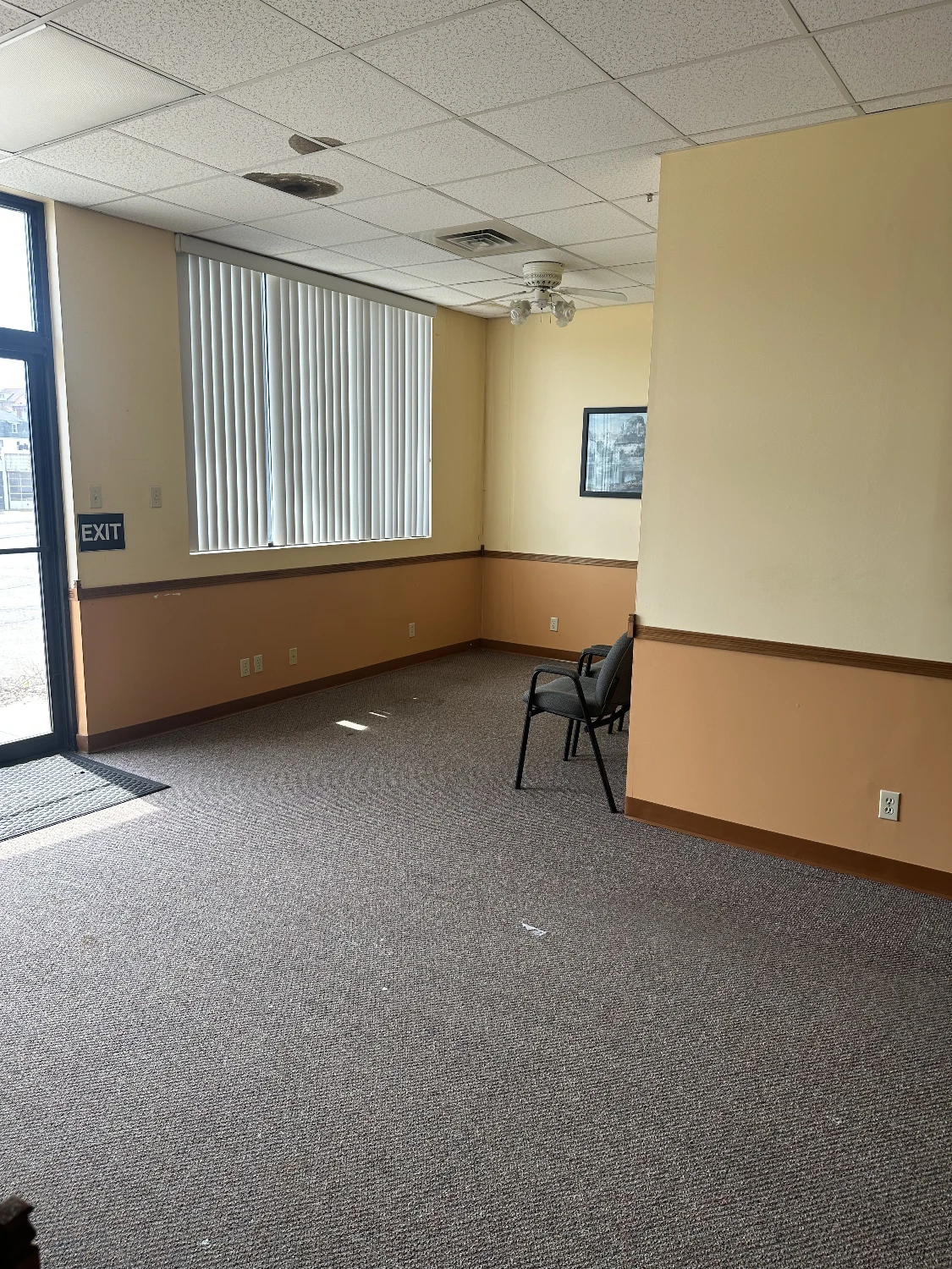 5 Lyn-Mar Plaza, Homeacre-Lyndora, PA for sale