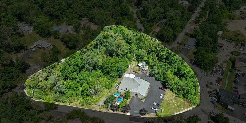 560 Hoover Rd, Pittsburgh, PA for sale