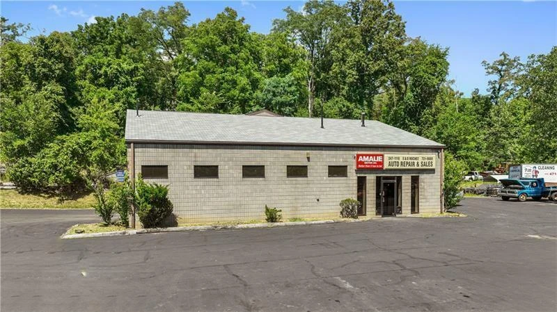 560 Hoover Rd, Pittsburgh, PA for sale