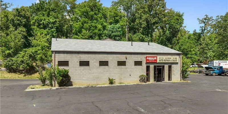 560 Hoover Rd, Pittsburgh, PA for sale
