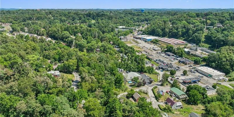 560 Hoover Rd, Pittsburgh, PA for sale