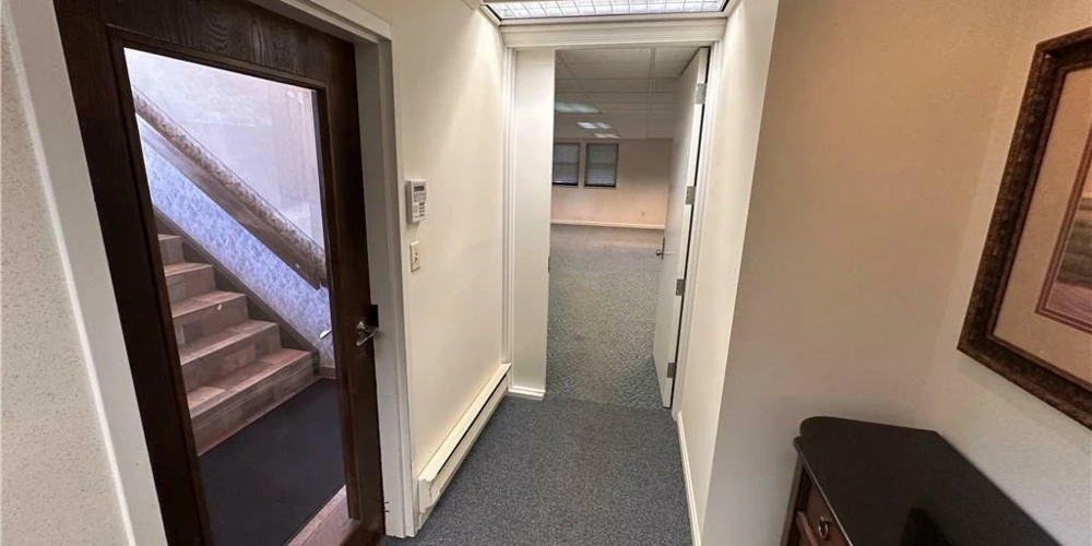 McKnight East Professional Office