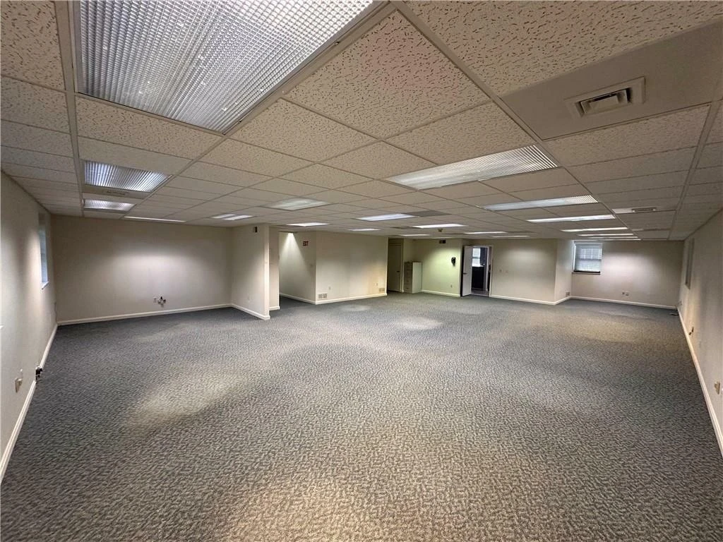 McKnight East Professional Office