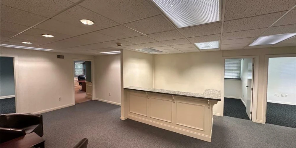 McKnight East Professional Office