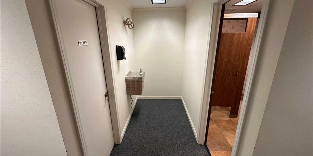 McKnight East Professional Office