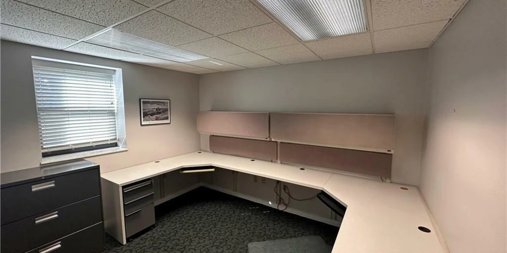 McKnight East Professional Office