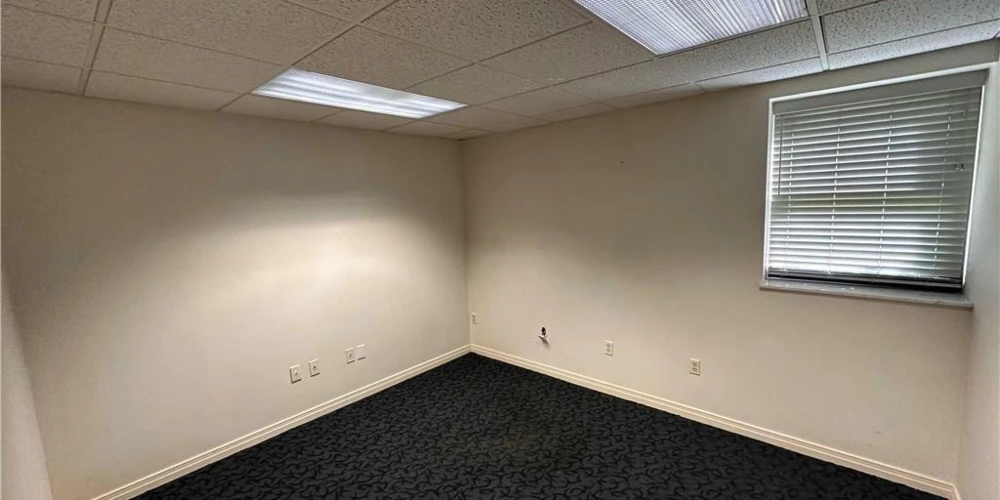 McKnight East Professional Office