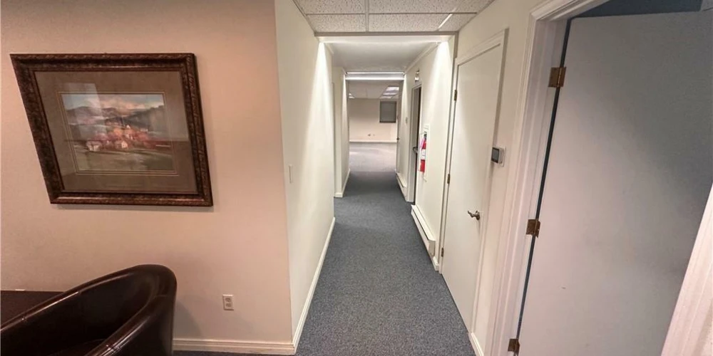 McKnight East Professional Office