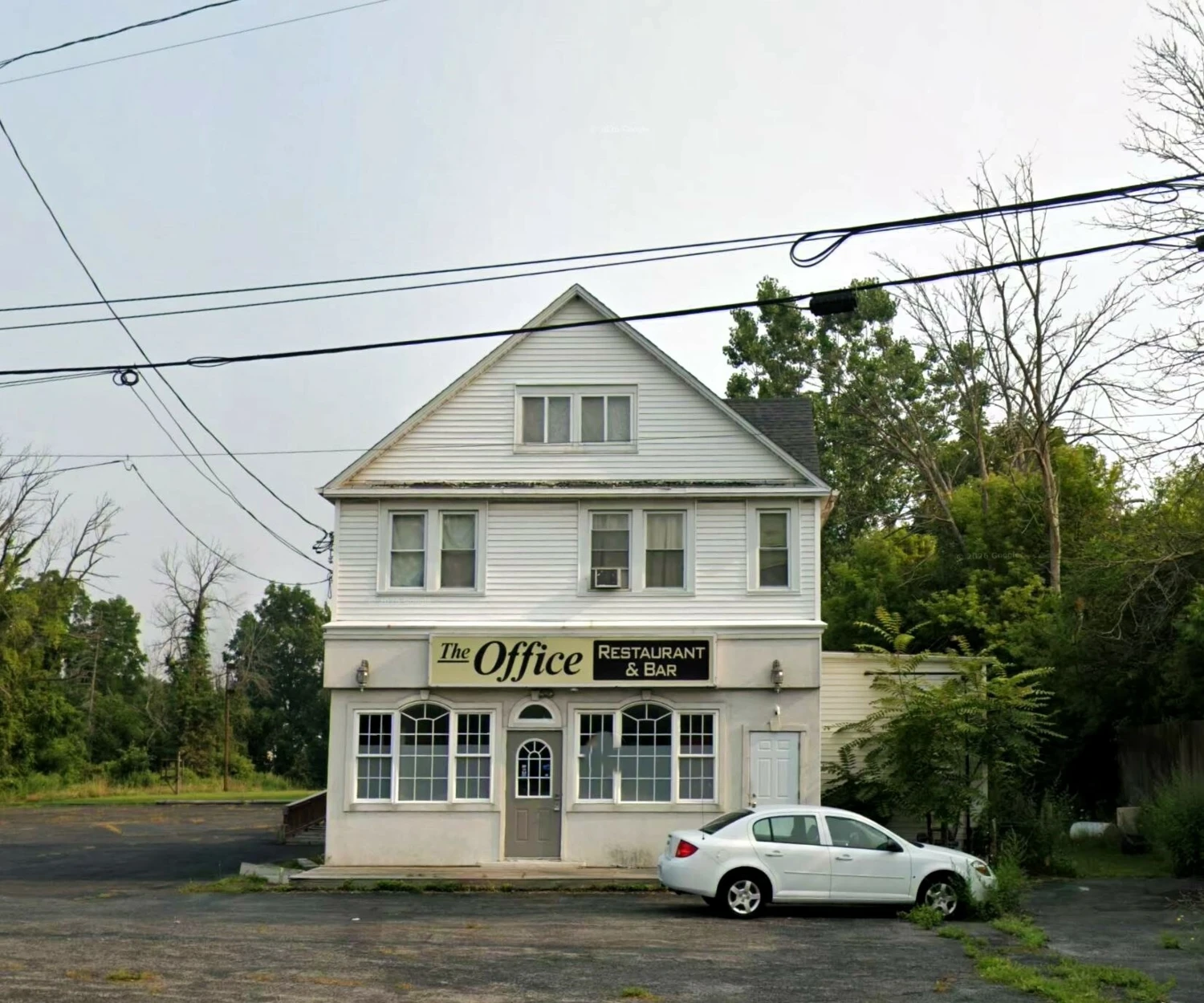 2319 Niagara Falls Blvd - 3,096± SF Retail / Restaurant Space – Former Pizzeria & Sports Bar