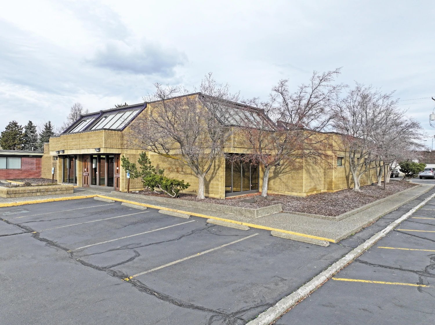 Affordable Office or Medical Building