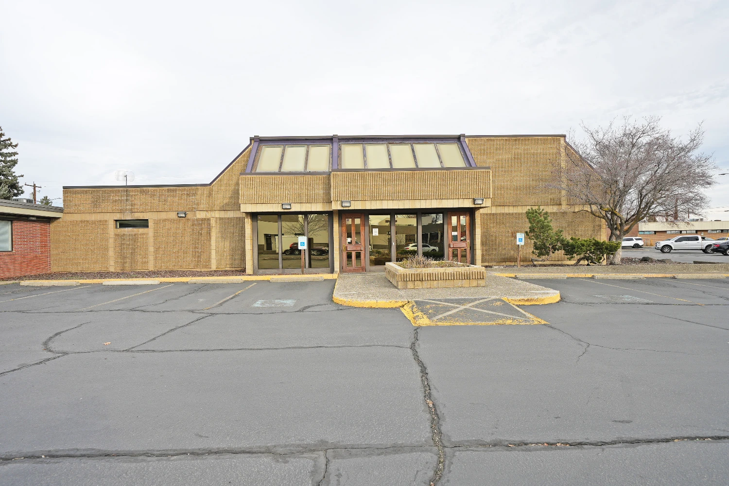 Affordable Office or Medical Building