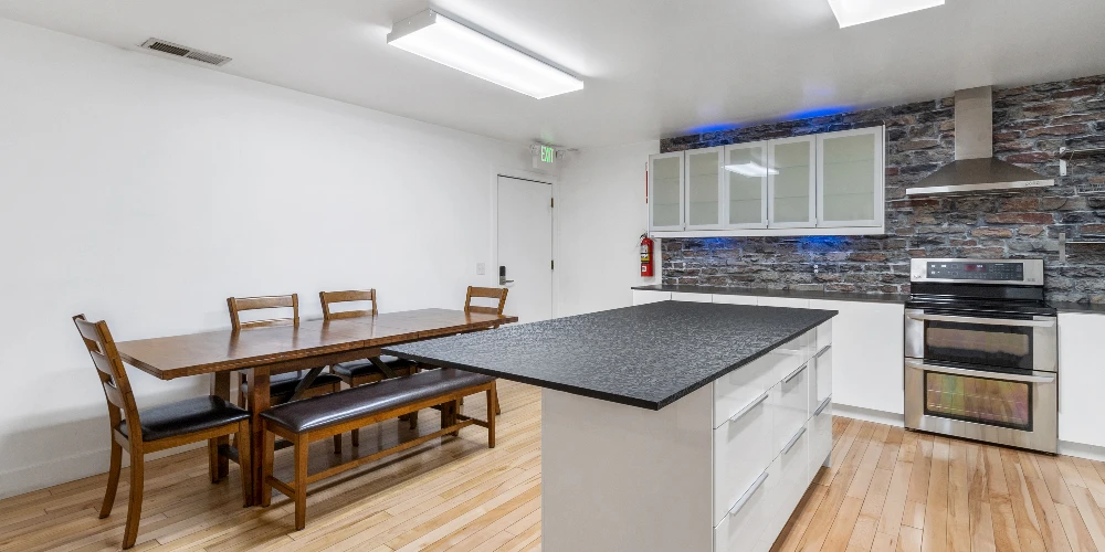 2721 W Holden Pl, Denver, CO for sale