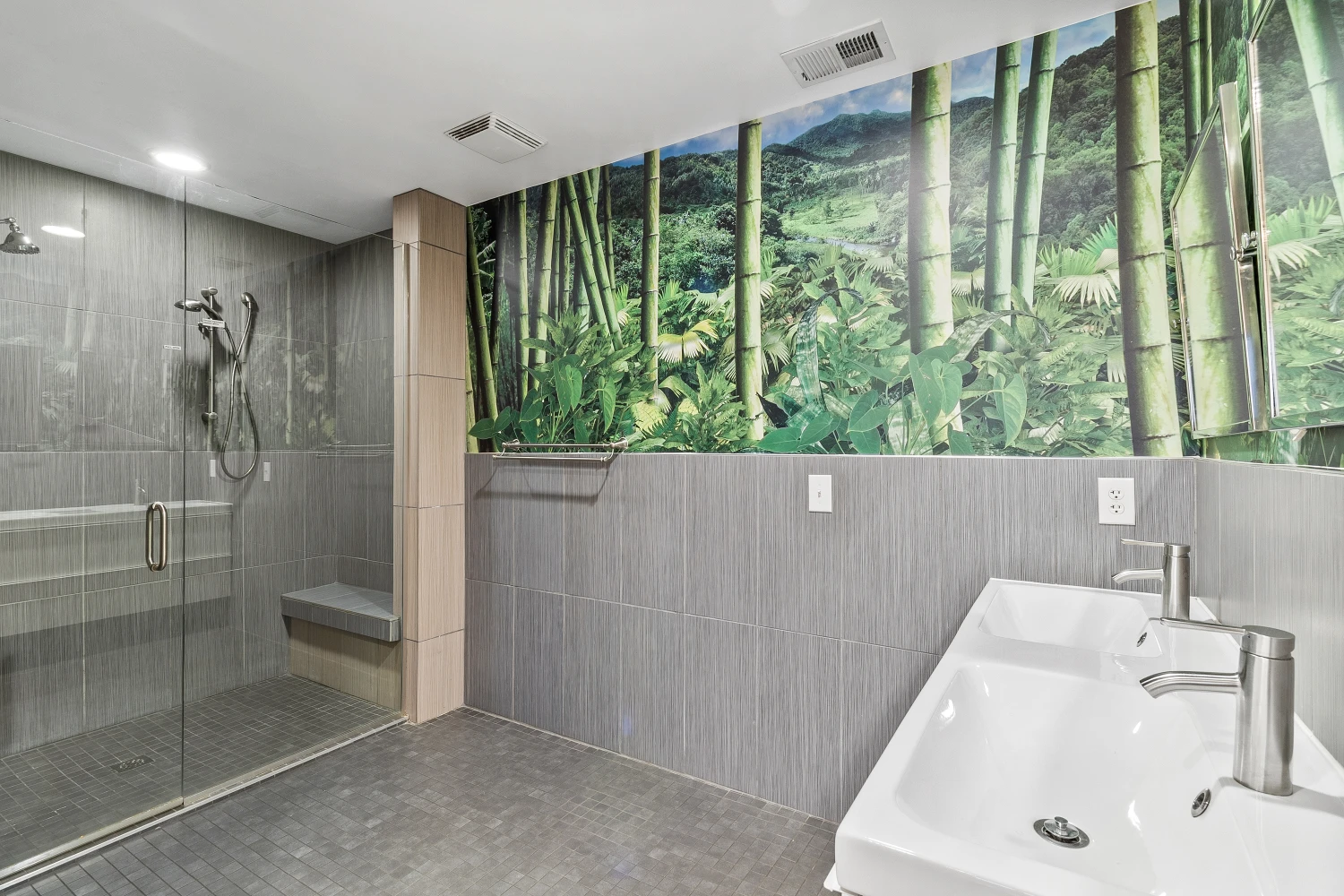 2721 W Holden Pl, Denver, CO for sale