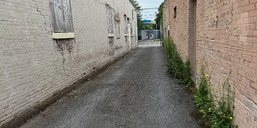 Syracuse Mixed-Use Corner Building – Retail Income + Residential Conversion