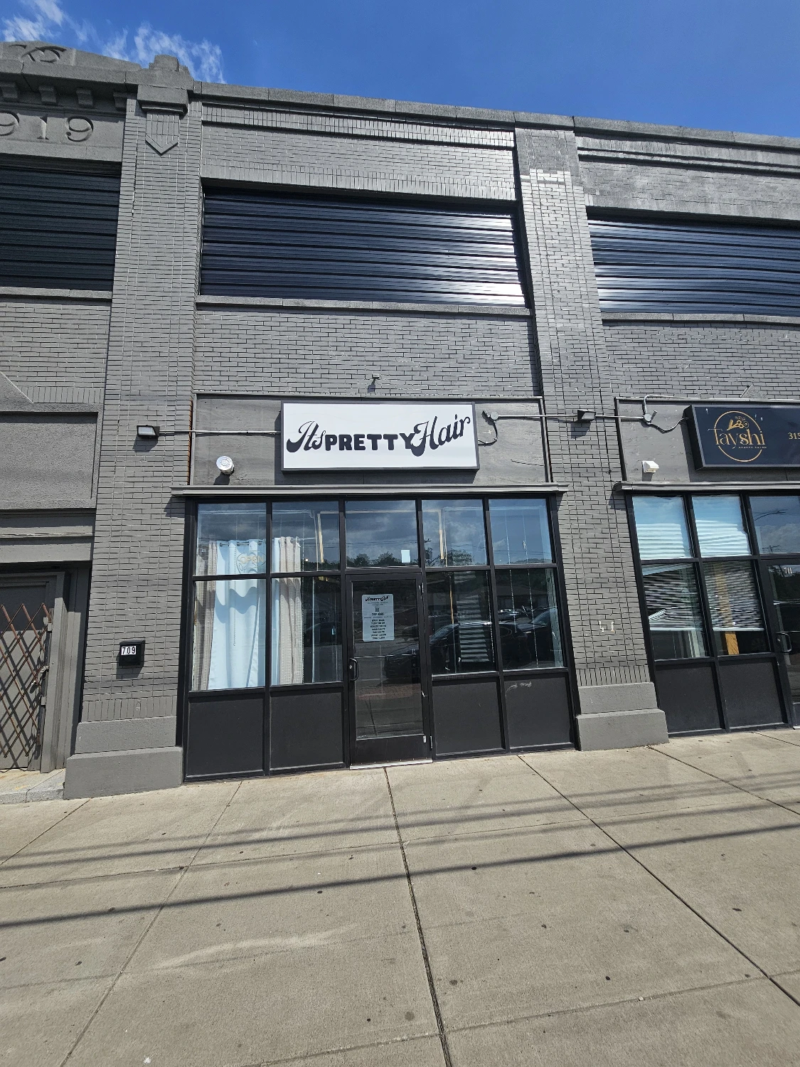 Syracuse Mixed-Use Corner Building – Retail Income + Residential Conversion