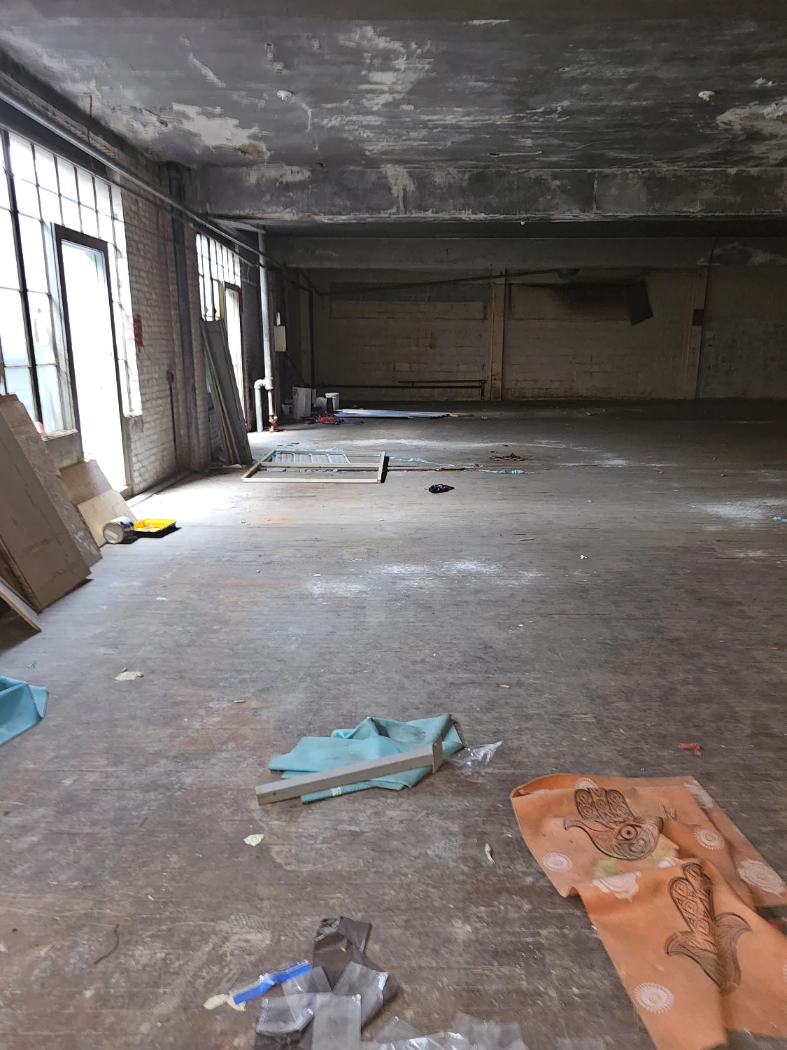 Syracuse Mixed-Use Corner Building – Retail Income + Residential Conversion