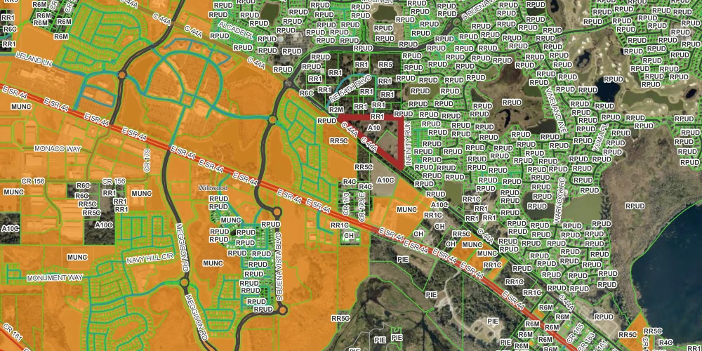 16 Acres boarders The Villages