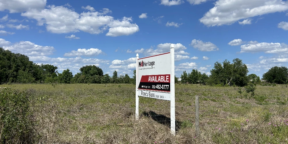 16 Acres boarders The Villages